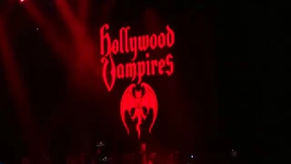 Hollywood Vampires - I Want Mine Now; 2018.05.28; Moscow, Russia