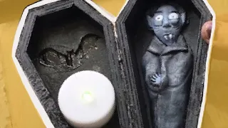 Mini clay vampire DIY