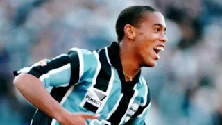 Young Ronaldinho Was Something Special..
