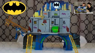 Batman 3-in-1 Batcave Playset | Unboxing