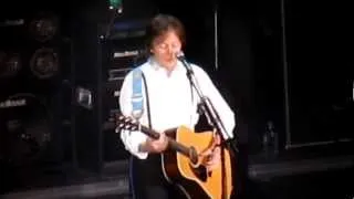 Blackbird-Paul McCartney Live