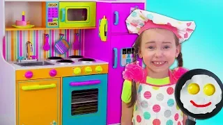 Alice Pretend Princess & Restaurant with Kitchen Toys