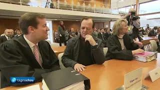 Ralf Hütter In Court Federal Constitutional Court Karlsruhe SWR Tagesschau 11/25/2015