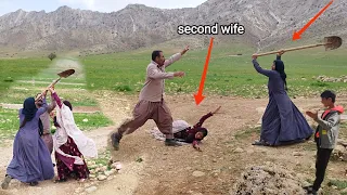 The evil plots of evil husband and his second wife to destroy first wife, mother's courage