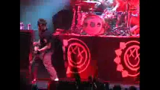 blink-182 - Feeling This (live at Coors Amphitheatre, Chula Vista, 2004)