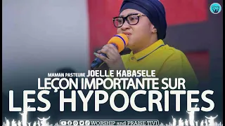 Past Joelle Kabasele - Les Hypocrites |  Tout ce que nous devons savoir sur Eux