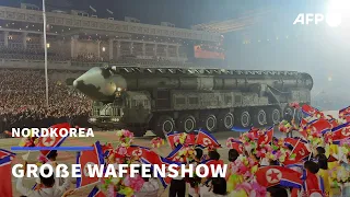 Nordkorea: Schoigu als Ehrengast bei Waffenparade | AFP