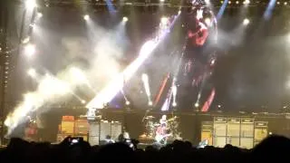Aerosmith - Walk This Way (live at Hellfest 2014)