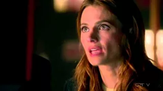 CASTLE - 8X08 Beckett knows Castle is hacking her