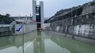 China 3 Gorges Dam - Ship Lift