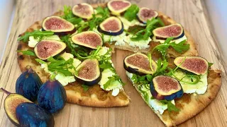 Fig, Caramelized Onion and Goat Cheese Flatbread Pizza