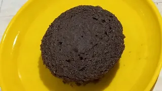 Tasty smooth, easy chocolate cake at home