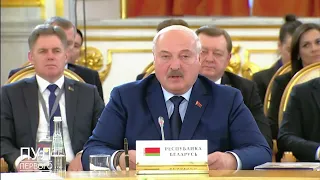 Лукашенко поздравил Путина с первым крупным международным совещанием после вступления в должность