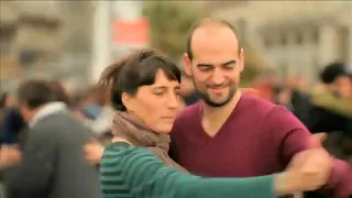 Tango Flashmob - Marseille, France - Carlos Gardel, La Cumparsita (2010)