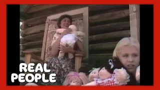 Cabbage Patch Doll Adoption | Real People | George Schlatter