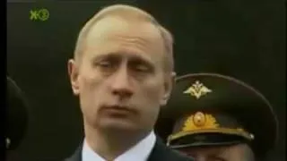 RE : extra3 - "Putin Kampfschlumpf"