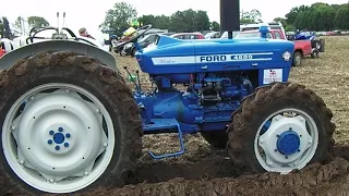 1975 Ford 4600 AWD 3.3 Litre 3-Cyl Diesel Tractor (62 HP) with Kverneland Plough