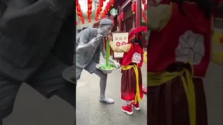 Chinese Iron Man living statue street performer 🤩 #shorts