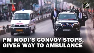 Watch: PM Modi stops convoy, gives way to Ambulance in Varanasi
