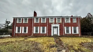Exploring a Doctor’s Creepy 6 Million Dollar Abandoned 1950’s Mansion *WHY DID THEY LEAVE THIS?!?!*