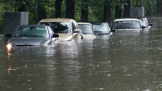 Симферополь ушел под воду. Сильный дождь в Крыму #2