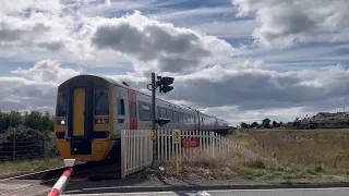 Ynyslas Level Crossing 17.09.2022