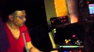 LTJ BUKEM - PLAYING 'NOOKIE - REBOUNDED (JRUMHAND'S AINT BROKE REMIX)' - SHREWSBURY 19/05/2012