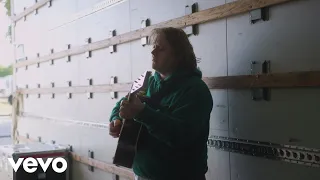 Lewis Capaldi - Forget Me (Backstage Live)