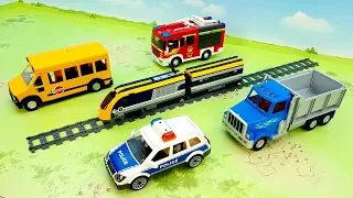 Пожарная машина Поезд Самосвал Полицейские машинки - видео распаковка - fire truck train police 2020