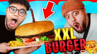 ich ESSE den GRÖßTEN BURGER der WELT mit @Danergy  (10.000 KCAL)