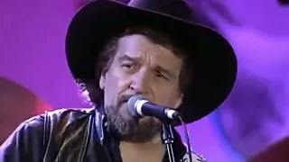 The Highwaymen  - Live at Farm Aid VI-1993 - Waylon Jennings - I' ve Always Been Crazy