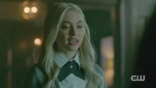 LEGACIES 1x10  Hope the vampire and Lizzy's emotions