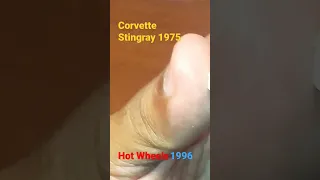 Corvette Stingray 1975 Hot Wheels 1996
