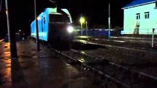 Смена электровоза ЭП1М-545 на ЭП1М-725 для поезда №4 Кавказ Москва-Кисловодск.