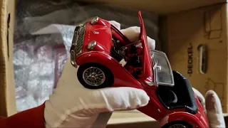 Modellauto Unboxing 1:18 Kiste 23/35 etliche englische Roadster [modellautos-dresden]