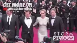 Josh Brolin , Benicio del Toro and Emily Blunt on the red carpet of Sicario in Cannes