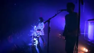 LILLY WOOD & THE PRICK AU TRIANON -  Extrait Middle Of The Night