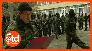 2014: New Crimean Army Created In A Car Park