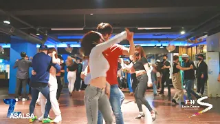 가리온(나리온바타차) y 끌로에 바차타 소셜 Sensual bachata Social at 라살사