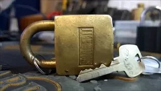 Picking an old Sargent padlock (SPP)