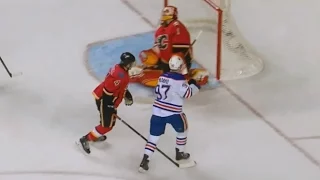 Connor McDavid Goal vs Calgary (10/17/15)