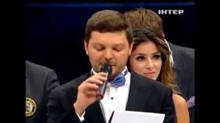 Zlata Ognevich - Sings the Ukrainian Anthem at a boxing match. 21/9/13