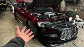 I BUILT A CHRYSLER 300 HELLCAT ?!