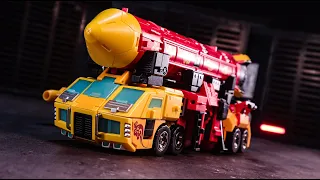 New generation Wukong（Goku）with nuclear power.Transformers stop motion Nuclear Blast Ver HNBA.