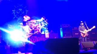 Motörhead - Lost Woman Blues Live in Hartwall Arena, Helsinki 6.12.2015