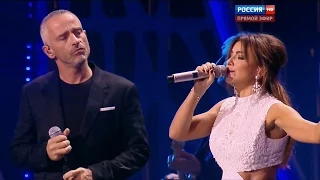 Ани Лорак и Eros Ramazzotti - Piu Che Puoi (фестиваль Новая Волна 2015, 03.10.2015, HD)