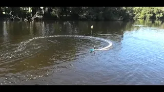 Kyosho RC Surfer brushless 2S conversion water test