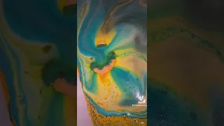 Part 2 of The Lush Wishing Lamp Bath bomb @LushArchive #lush #lushchristmas #christmas #demo