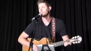 Jensen Ackles singing Simple Man at #VanCon