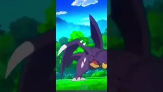 😅Iris & Axew BATTLE Cynthia’s Garchomp #pokemon #pokemonanime #anime #shorts